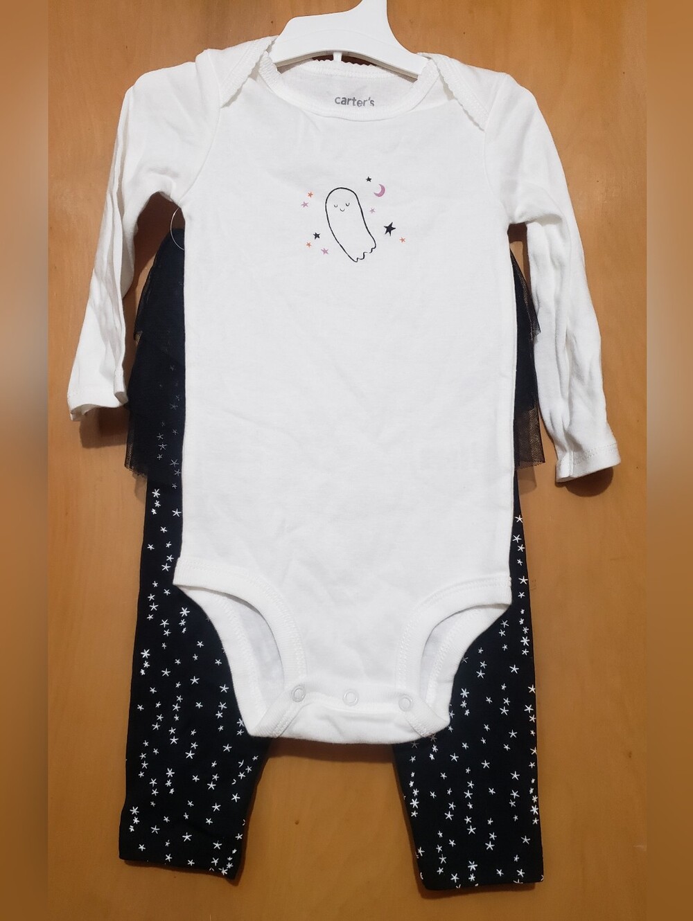 Carter's White Long-Sleeve Bodysuit & Black Star Leggings Set
